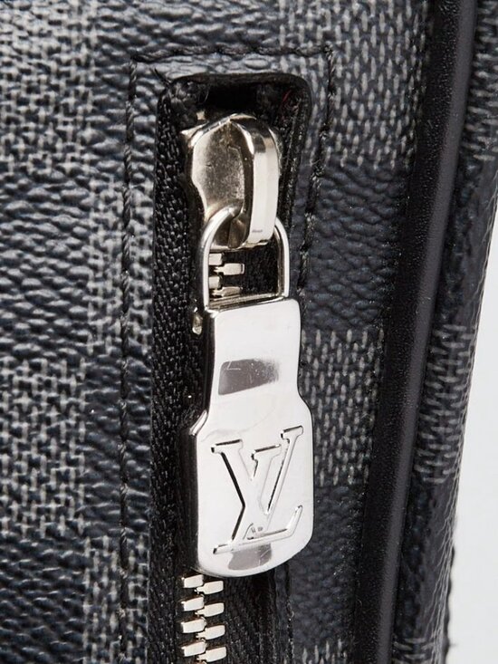 Louis Vuitton Damier Graphite Canvas/Leather Breifcase Backpack Bag main image 10